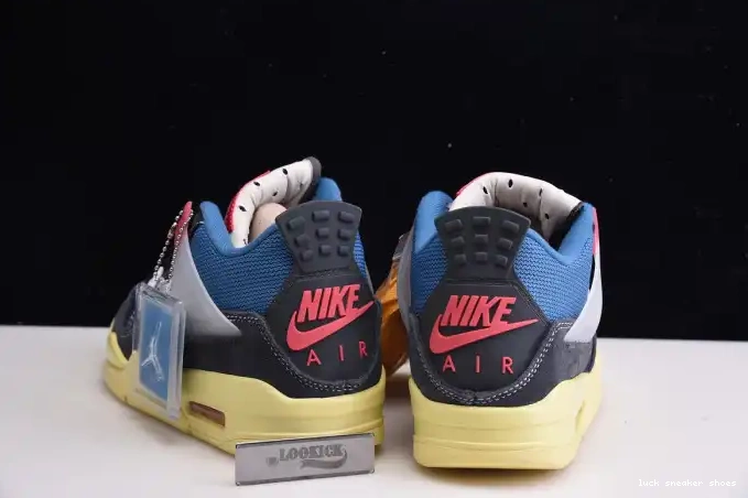 Rep LUCY AIR RETRO OFF NOIR JORDAN UNION DC9533-001 4 0407